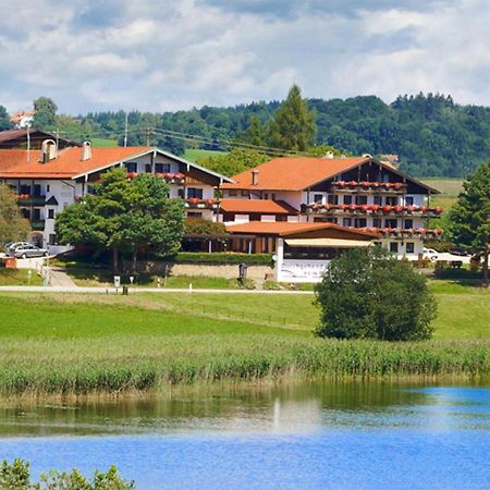 Hotel Seeblick & Ferienwohnung Bad Endorf Exterior photo